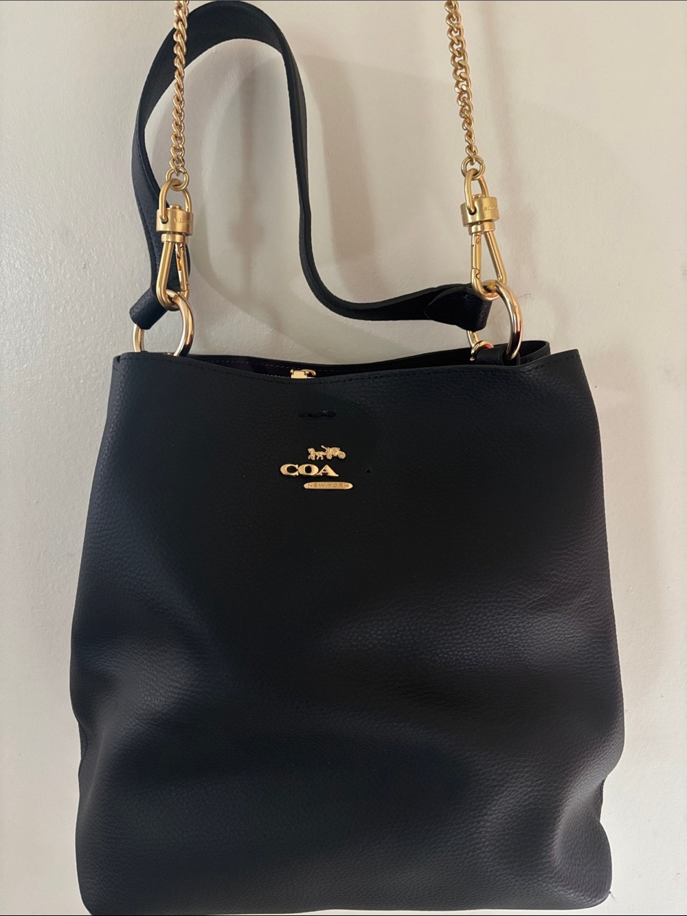 Coach Black Pebbled Leather Shoulder Bag with Gold Hardware and Chain Strap
